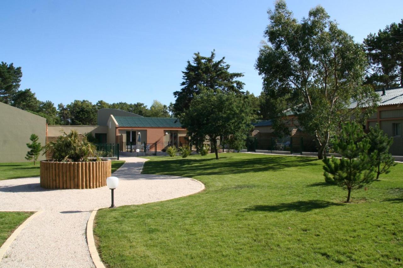 Cottages Des Pins Saint-Hilaire-de-Riez Exterior foto